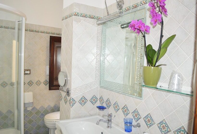 标准间, Palazzo Krataiis