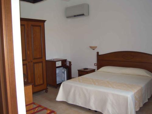 غرفة قياسية, Perda Rubia