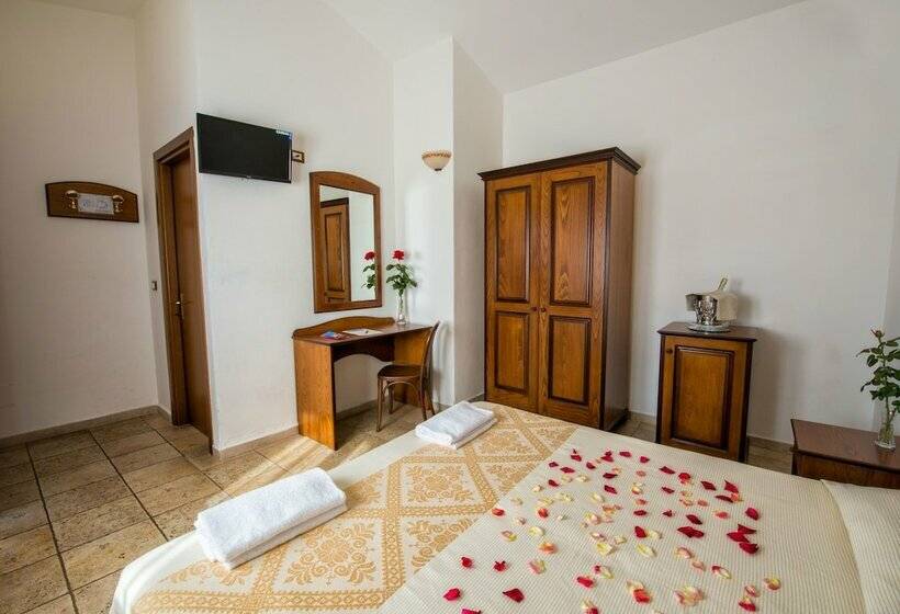 غرفة قياسية, Perda Rubia