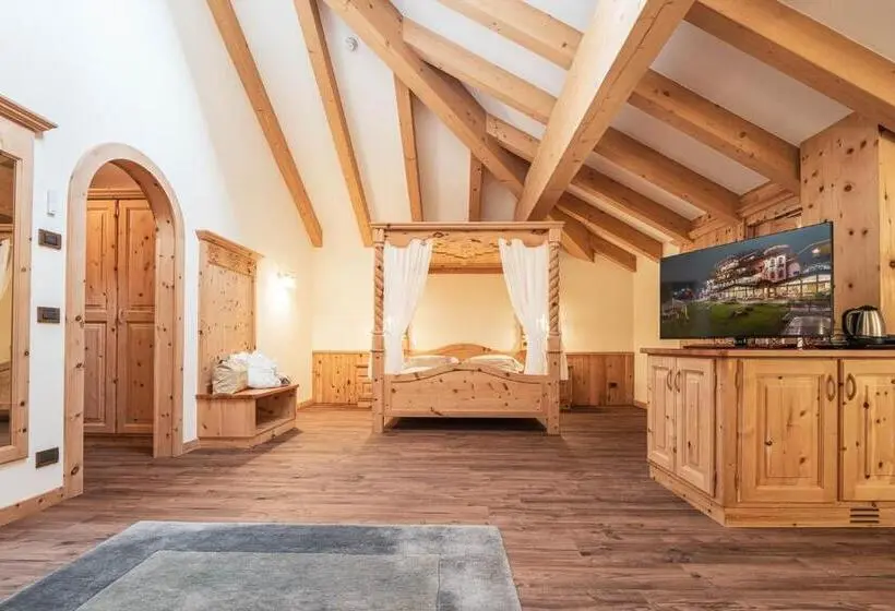اتاق لوکس خانوادگی, Renè Dolomites Boutique