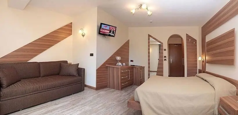 سوییت جونیور, Renè Dolomites Boutique