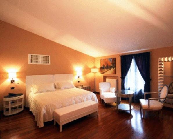 スイート, Sangallo