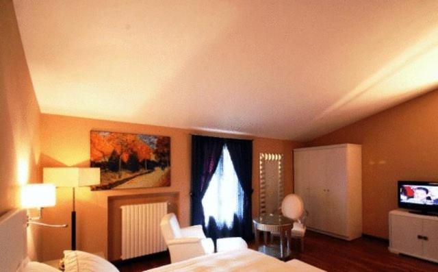 スイート, Sangallo