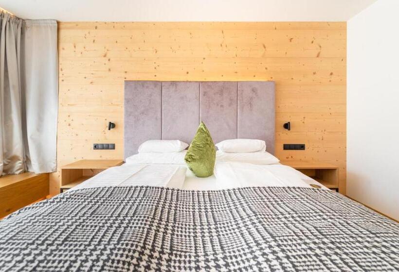 패밀리 스위트, Störes   Living Nature