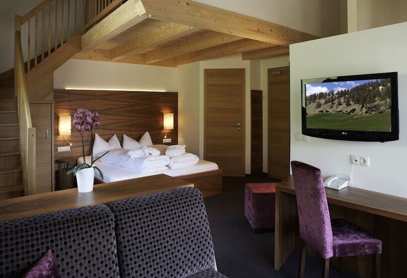 패밀리 룸, Störes   Living Nature