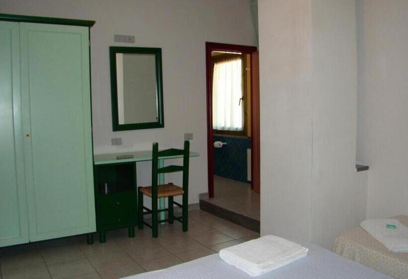 חדר סטנדרט, S Ustiarvu