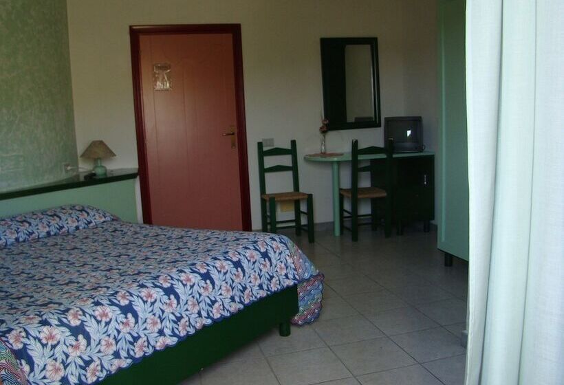 חדר סטנדרט, S Ustiarvu