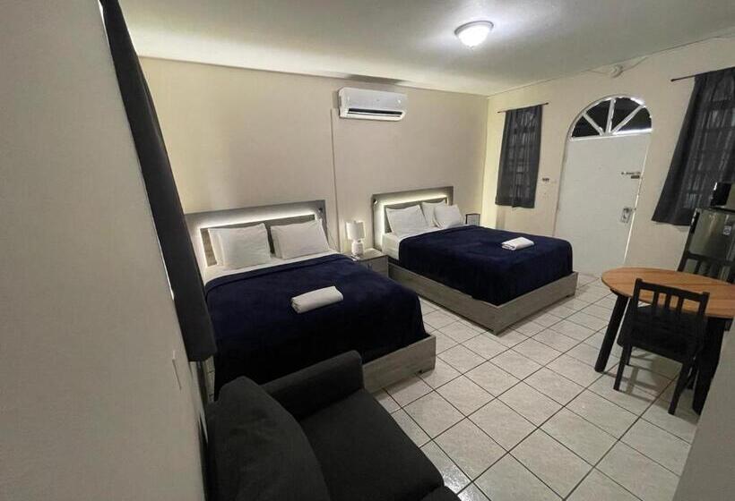 Classic Værelse til 4 pers., The Village Inn