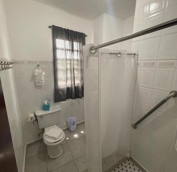 Classic Værelse til 4 pers., The Village Inn