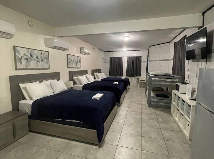 Familie Værelse, The Village Inn