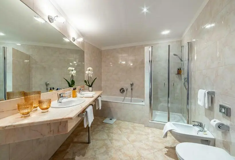 Deluxe Room Mountain View, Villa Eden A Member Of Leading Hotels Of The World