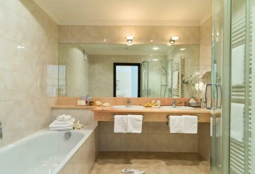 Deluxe Room Mountain View, Villa Eden A Member Of Leading Hotels Of The World