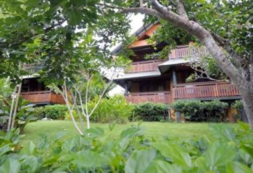 بنجلو قياسى, Kokopo Beach Bungalow Resort