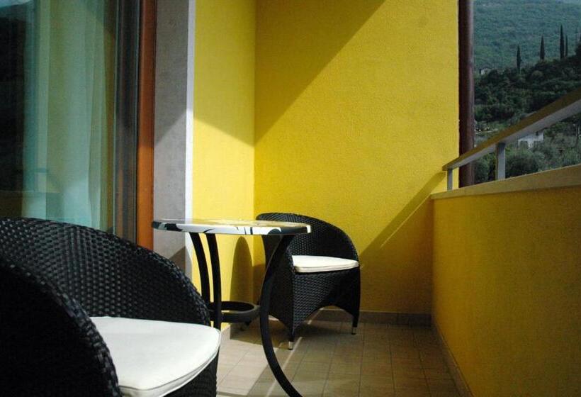 디럭스 룸, Vacanze 2000 Adults Only