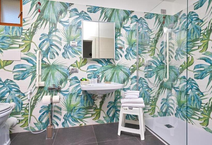 스탠다드 룸 1층, Vacanze 2000 Adults Only