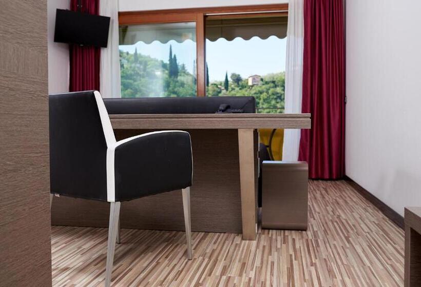 디럭스 룸, Vacanze 2000 Adults Only