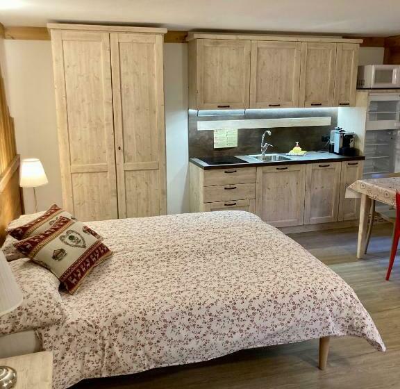 Студия Стандарт, Résidence Château Royal