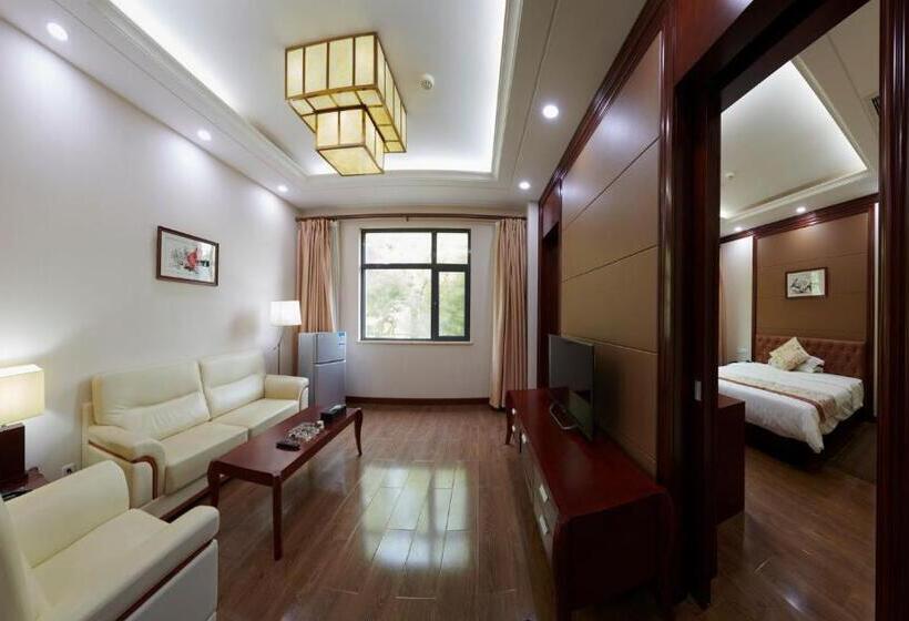 סוויטת ג'וניור דלוקס, Soluxe Hotel Niamey