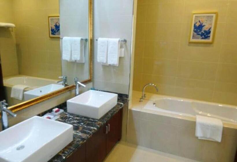 סוויטה נשיאותית, Soluxe Hotel Niamey