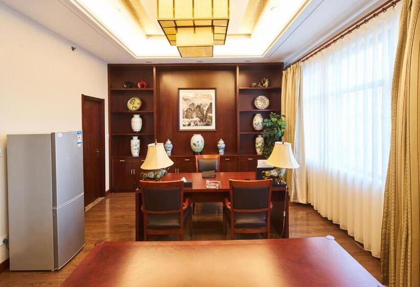 سوئیت پرزیدنت, Soluxe Hotel Niamey