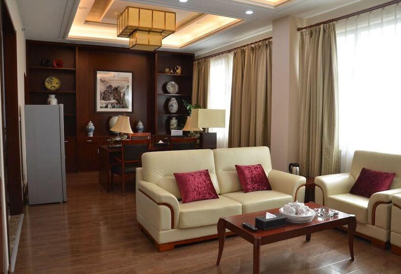 סוויטה נשיאותית, Soluxe Hotel Niamey