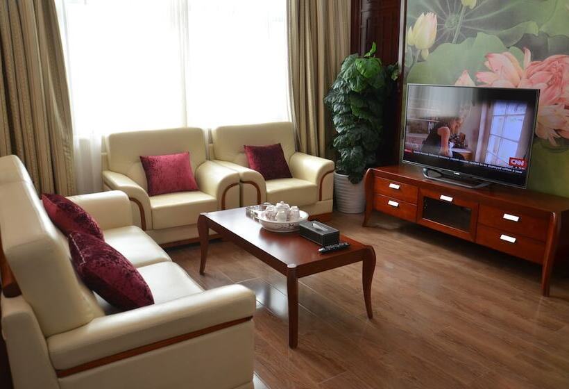 סוויטה נשיאותית, Soluxe Hotel Niamey