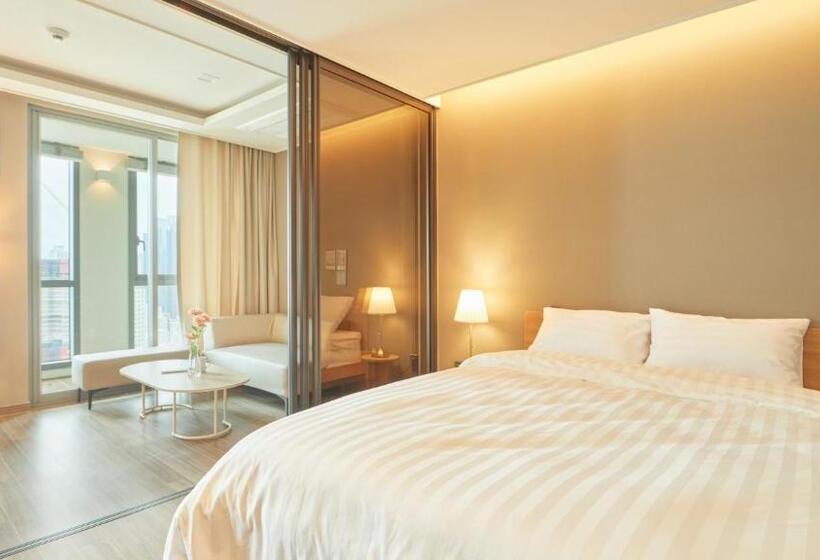 آپارتمان 1 خوابه با چشم‌انداز دریا, El Bon The Stay