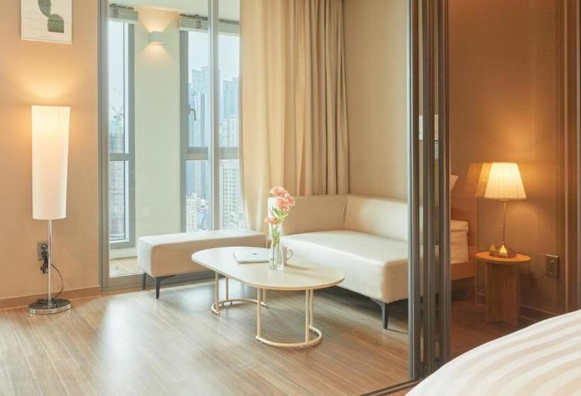 آپارتمان 1 خوابه با چشم‌انداز دریا, El Bon The Stay