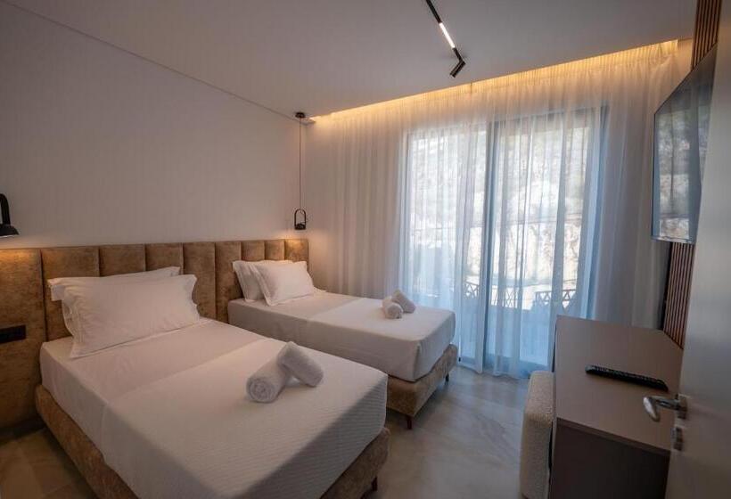 جناح عائلي, Litan