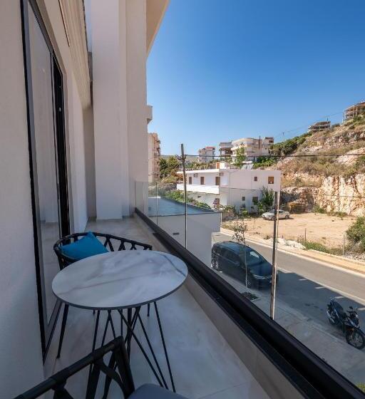 جناح عائلي, Litan