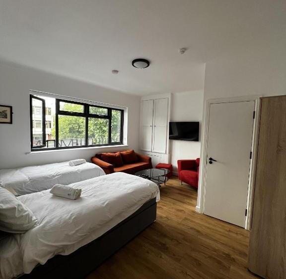 Номер Deluxe, The Barrington