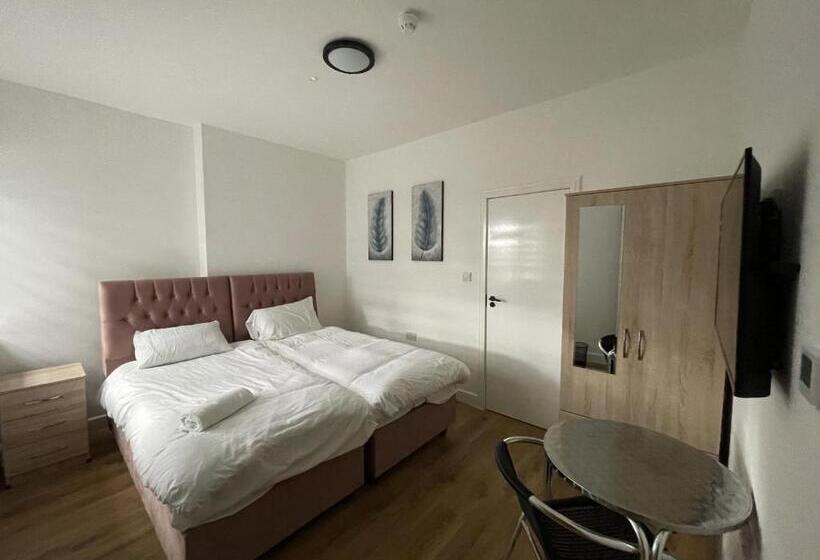 Номер Deluxe, The Barrington