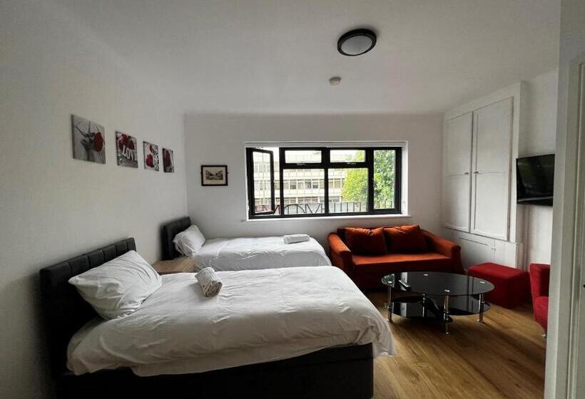 Номер Deluxe, The Barrington