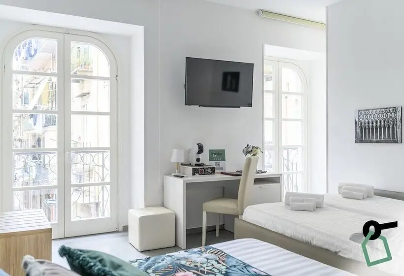 اتاق خانوادگی, Hotiday Room Collection   Napoli Sant Arcangelo