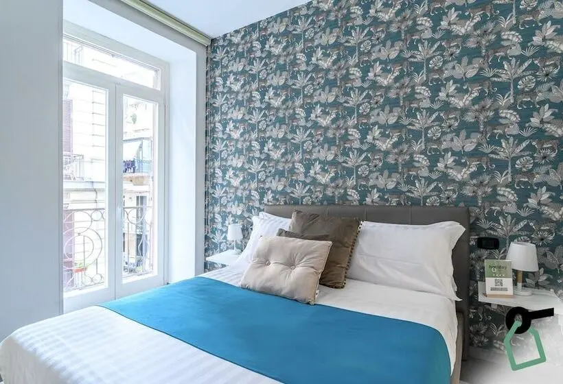 اتاق خانوادگی, Hotiday Room Collection   Napoli Sant Arcangelo