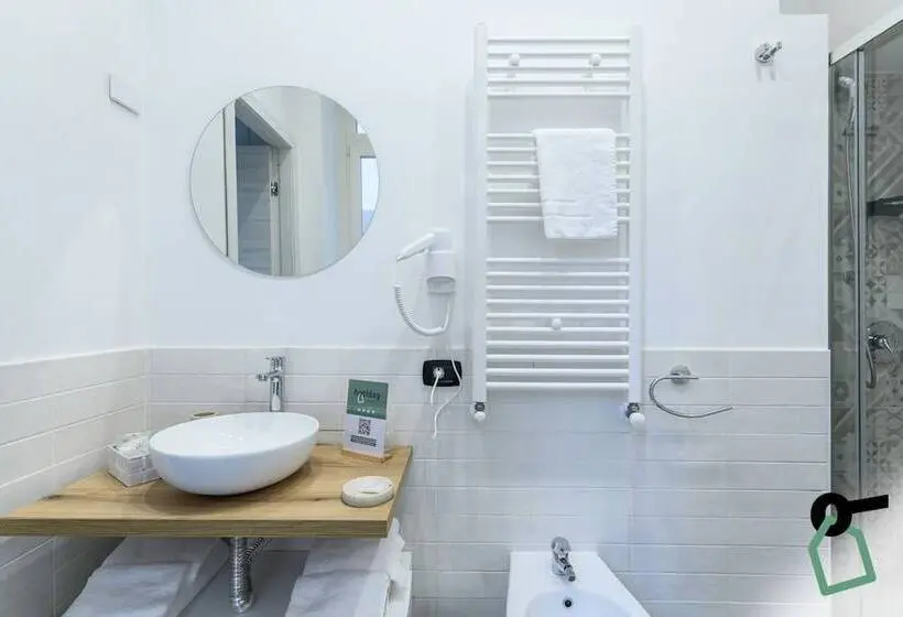 اتاق لوکس چهار تخته, Hotiday Room Collection   Napoli Sant Arcangelo