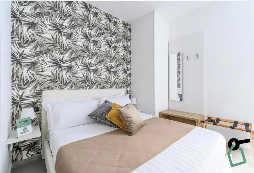 اتاق استاندارد سه نفره, Hotiday Room Collection   Napoli Sant Arcangelo