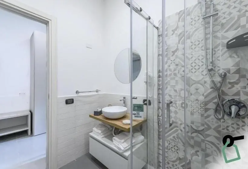 اتاق استاندارد چهار تخته, Hotiday Room Collection   Napoli Sant Arcangelo