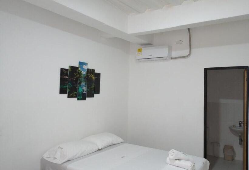 标准间, El Refugio Doradal