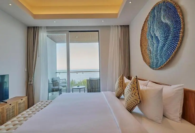 اتاق لوکس با چشم‌انداز دریا, Stone Beach Club