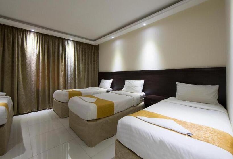 חדר אקונומי לארבעה, Snood Al Azama