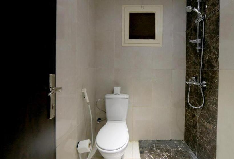 חדר משפחתי, Snood Al Azama