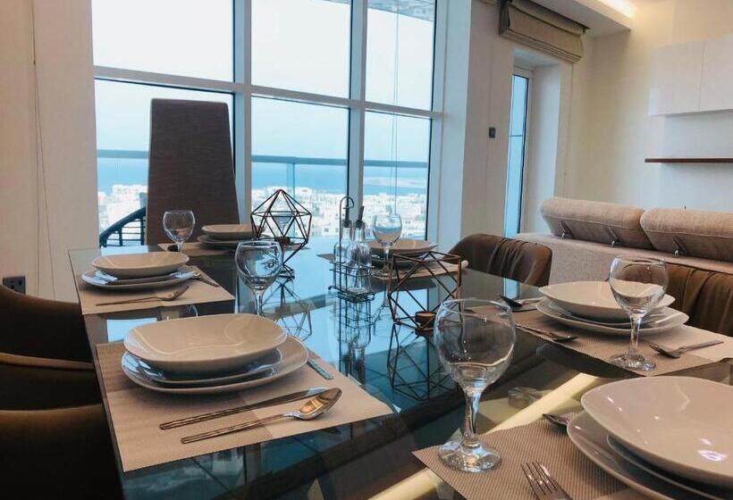 اتاق لوکس با بالکن و چشمانداز دریا, Saxophone Suites