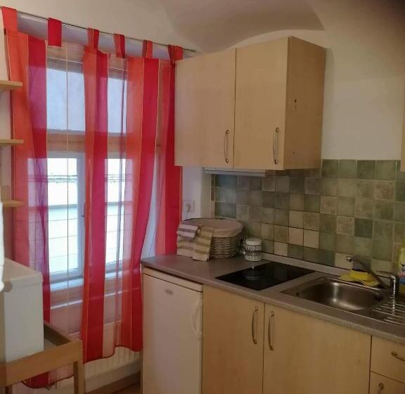 Apartament 1 Sypialnia, Cukrarna Guest Accommodation