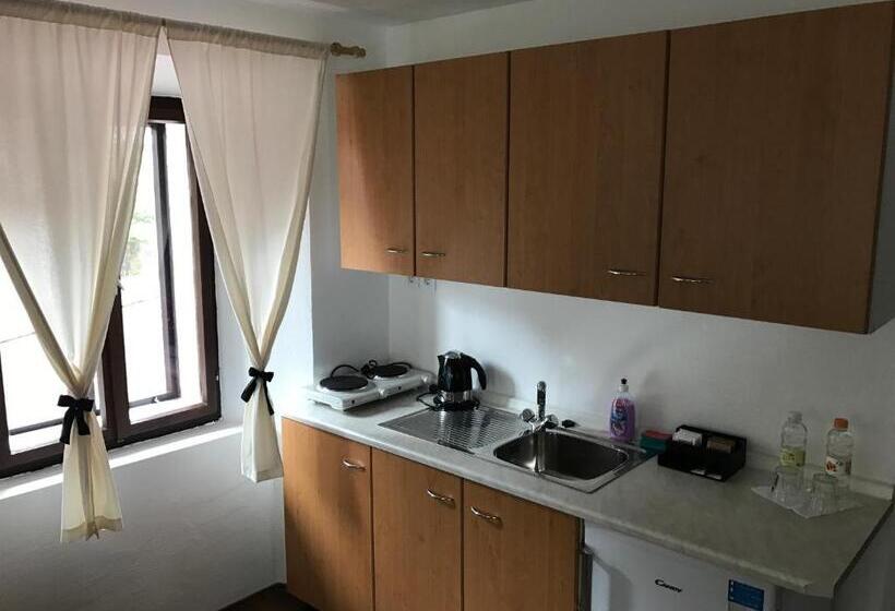 آپارتمان 1 خوابه با چشم‌انداز, B&b Rot