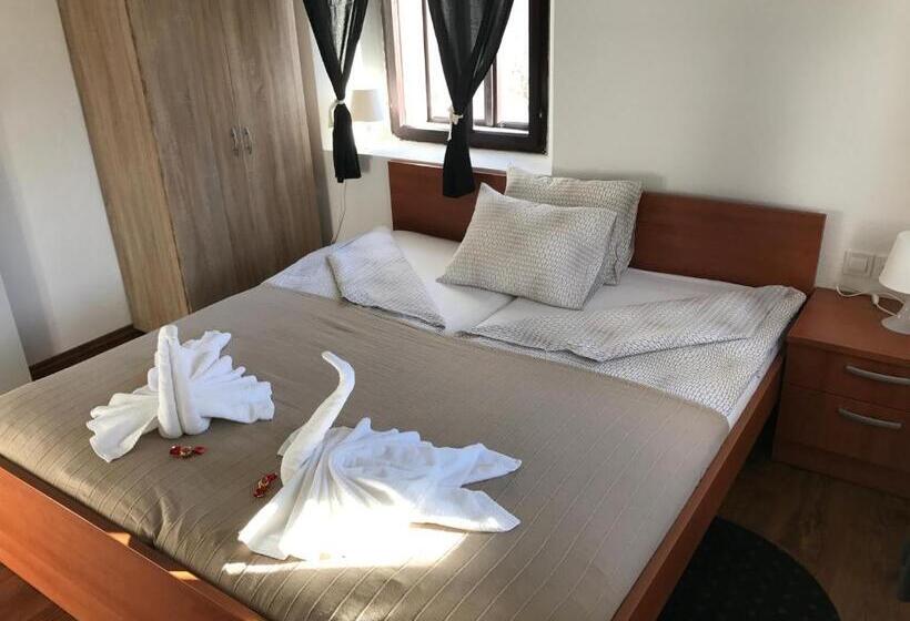 آپارتمان 1 خوابه با چشم‌انداز, B&b Rot