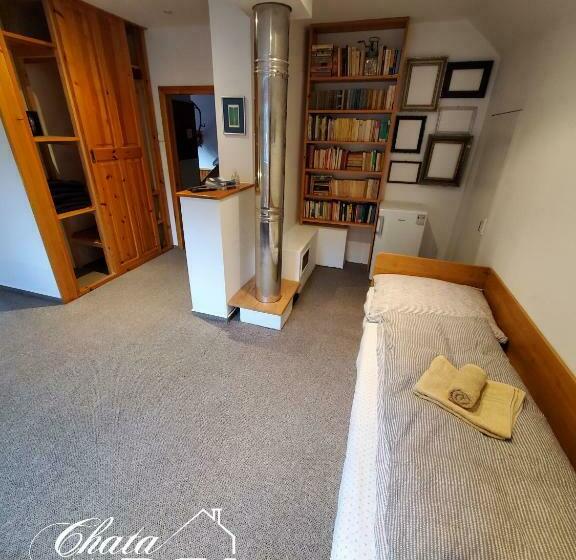 اتاق خانوادگی, Chata Marga