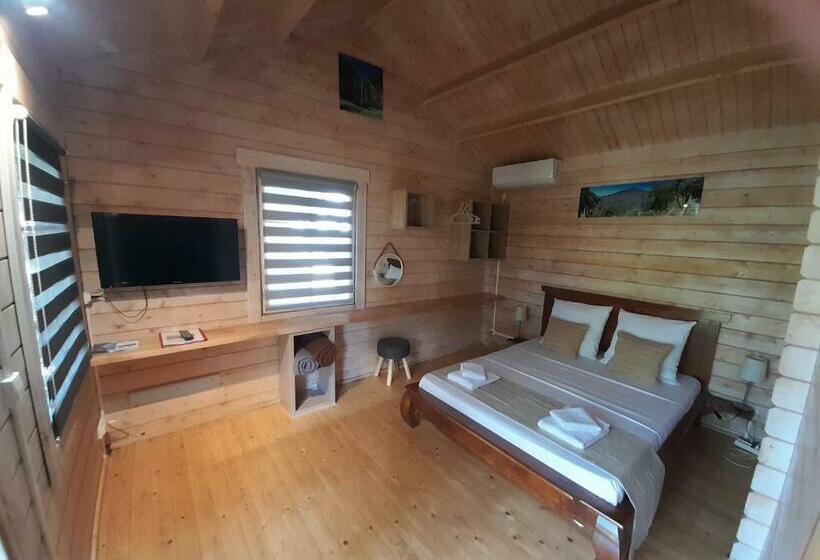 بانگلوی استاندارد, La Rose Du Sud