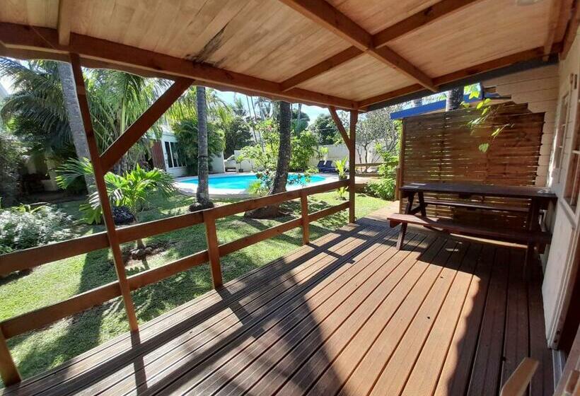 بانگلوی استاندارد, La Rose Du Sud