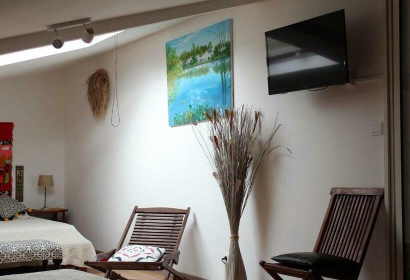 اتاق کلاسیک چهارنفره, La Villa Zen